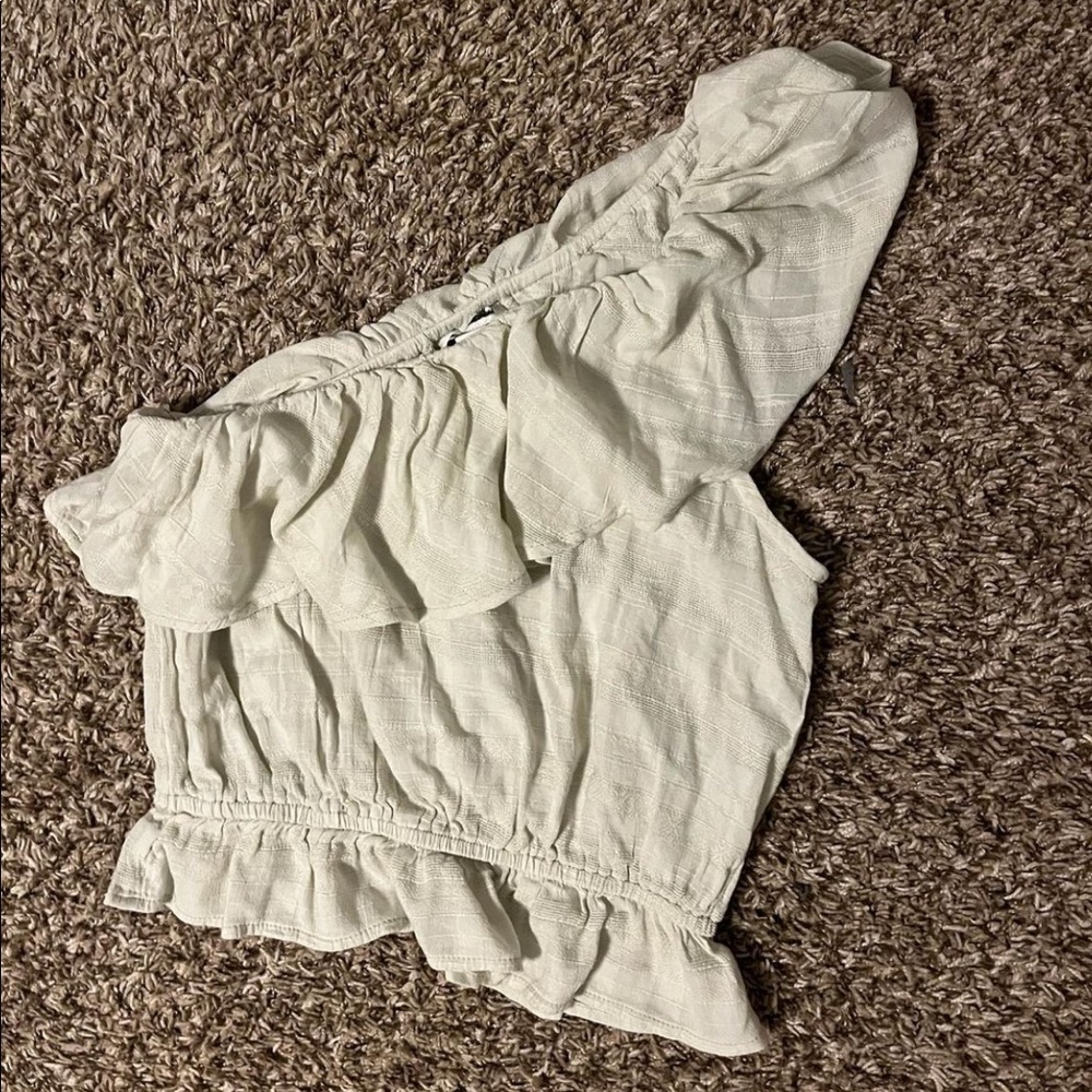 American Eagle one shoulder